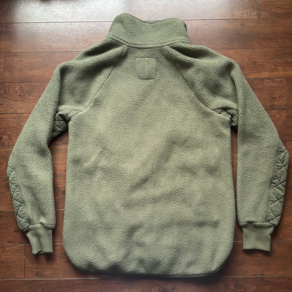 Abercrombie & Fitch Sweater - Picture 7 of 7